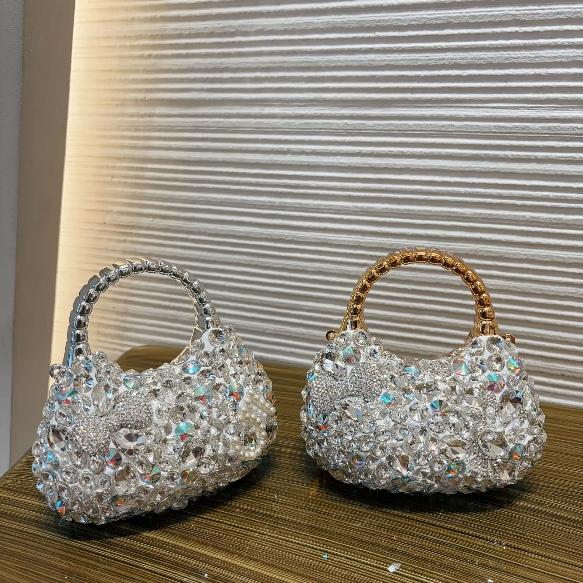 Original Designer Marken-Diamant-Acryl-Tasche Modisches Set Diamant-Schulter-Halbmond-Damen-Abendtaschen für Frauen – Detail 2