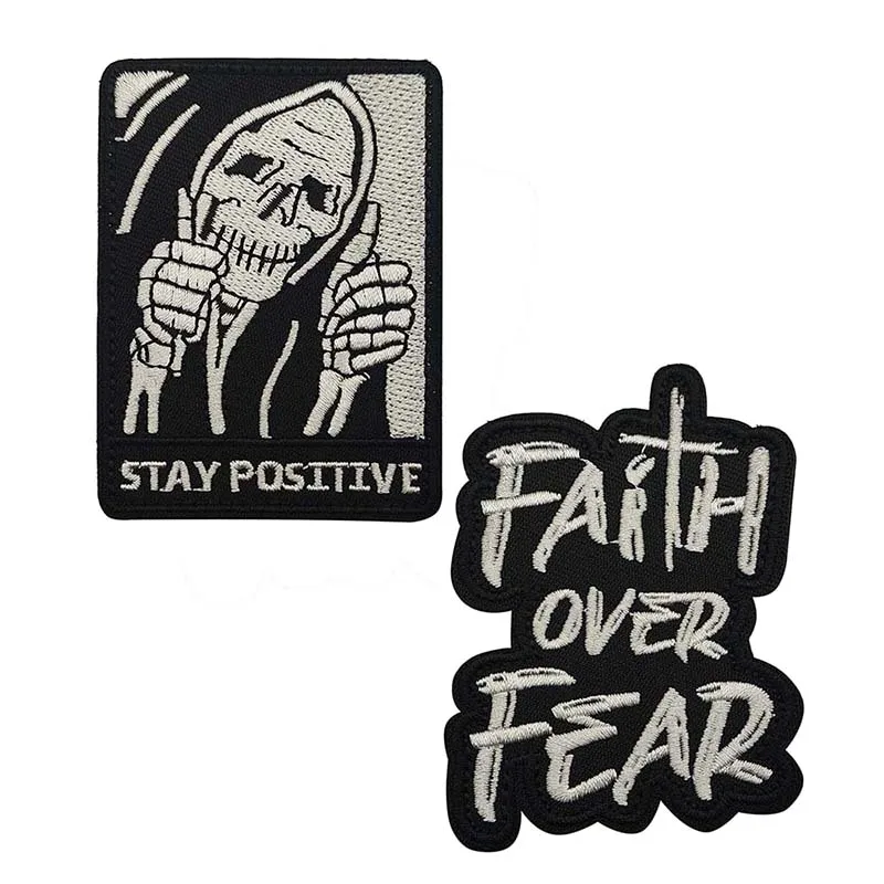 �y�Z�[�����zStay Positive�AFaith Over Fear �C���X�s���[�V������^����G���u�������A�b�v���P�h�J�p�b�`�t�b�N�ƃ��[�v�A��p�I�Ȏm�C�o�b�W