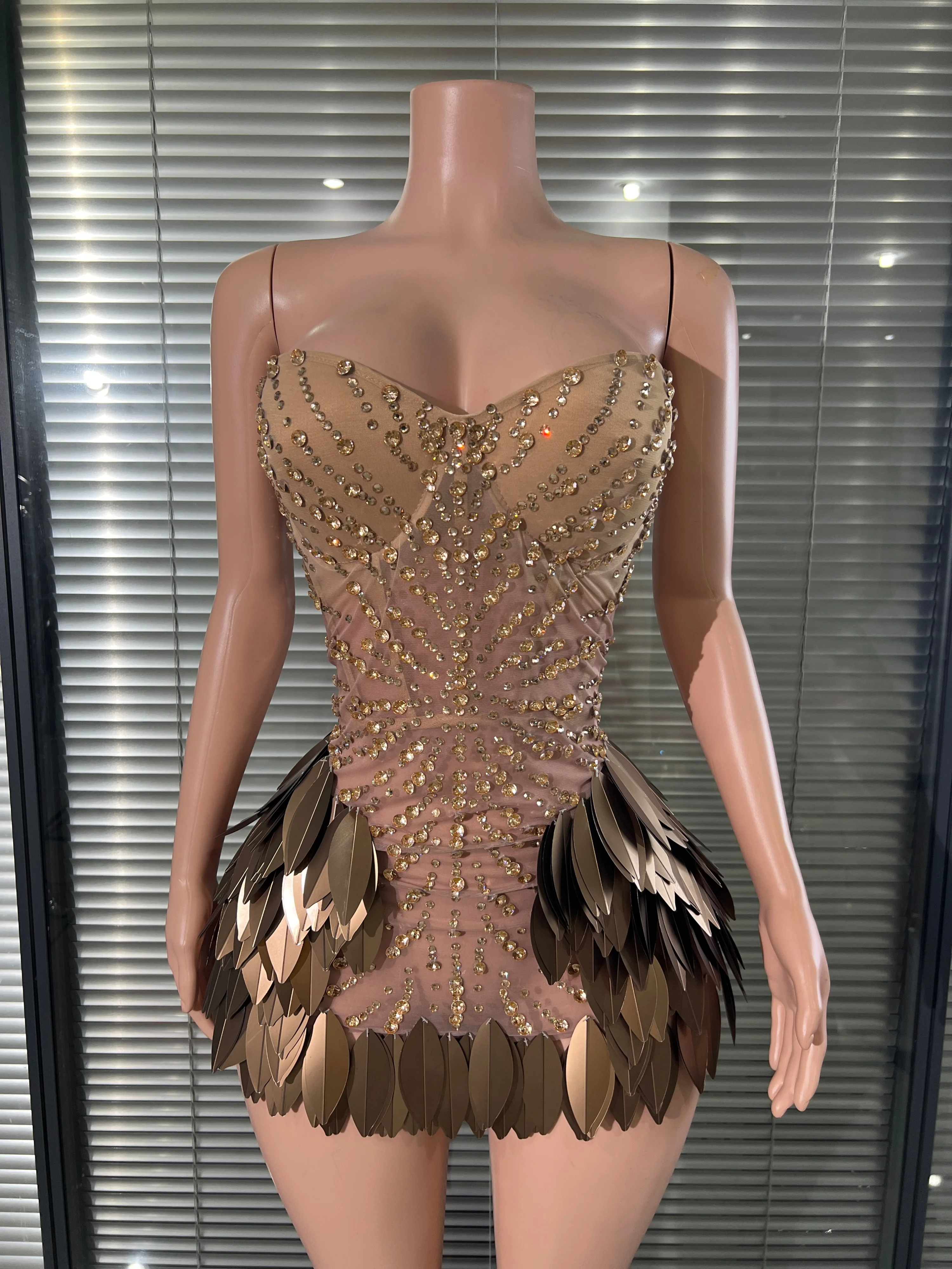 Luxury Strapless Leaf sequins Gold RhinestoneEmbellished Mesh Bodycon Gown For PageantPhotoshoot Banquet Evening Outfit