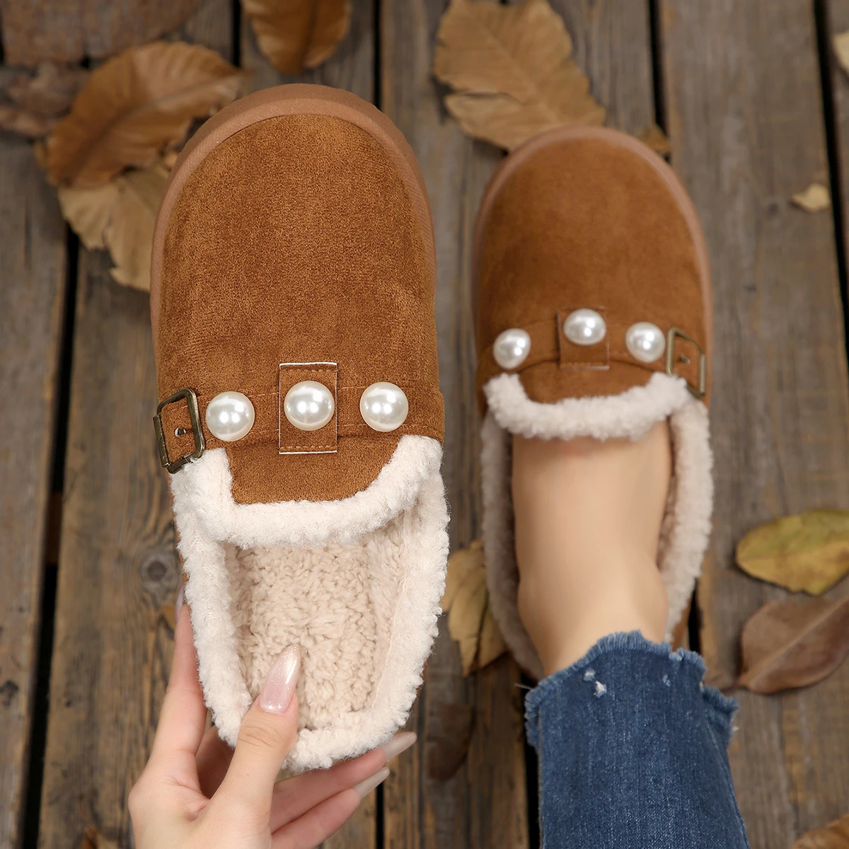 Women's 2026 New Solid Color Flannel Non-slip Wear-resistant Home Slippers Winter Plush Warm Thick-soled Cotton Slippers