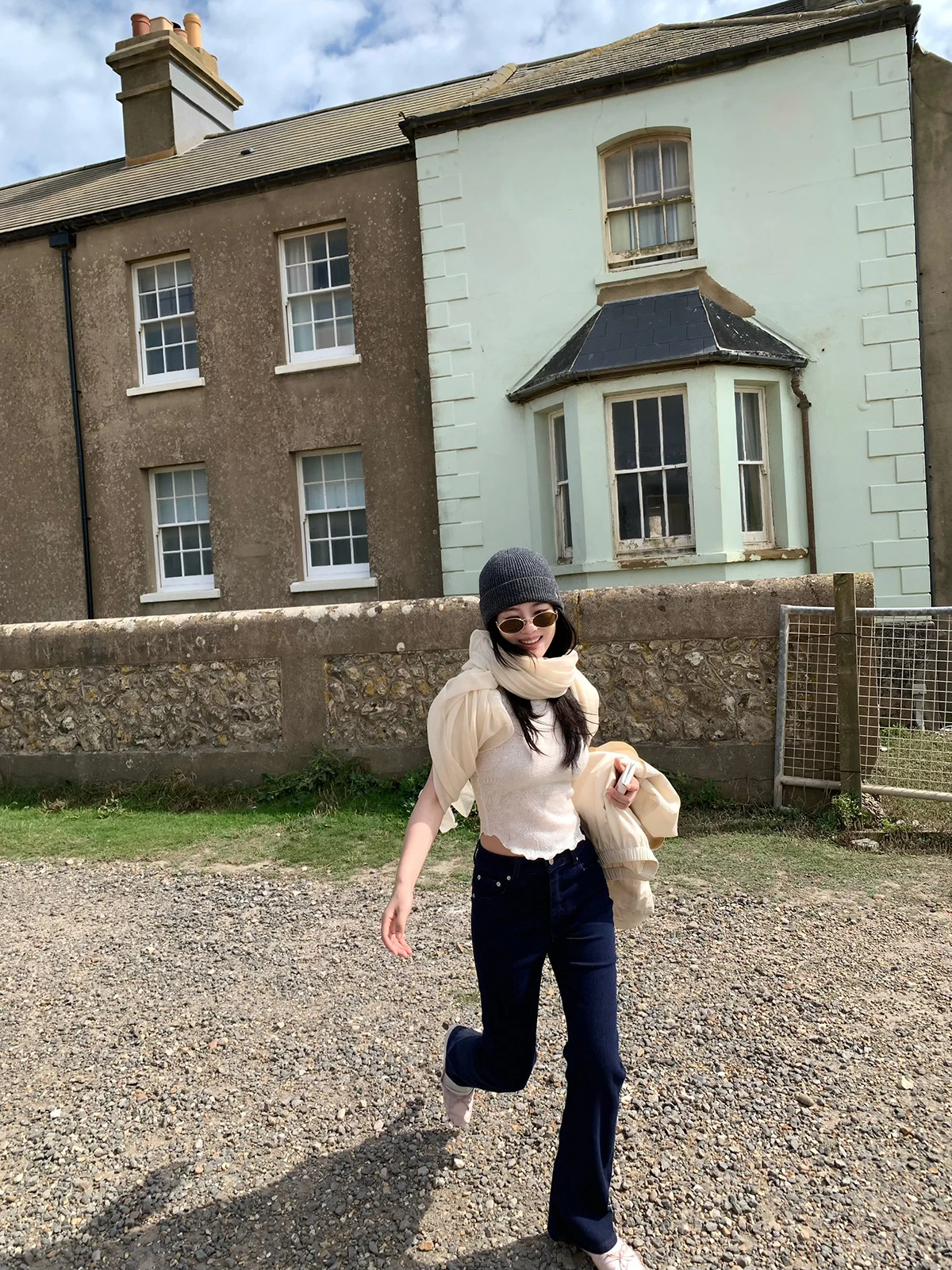 

Женские летние джинсы Slim Fit прямого кроя из хлопка с эффектом мультяшного рисунка на штанинах, с высокой талией, на молнии, с карманами, повседневные брюки