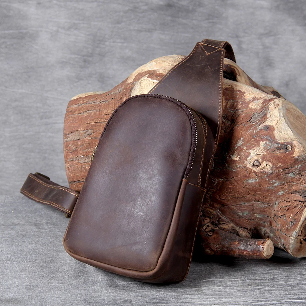 S.WORKER Brusttasche aus Vollnarbenleder für Herren, Umhängetasche aus echtem Leder für Herren, Vintage Retro Freizeittasche – Detail 11