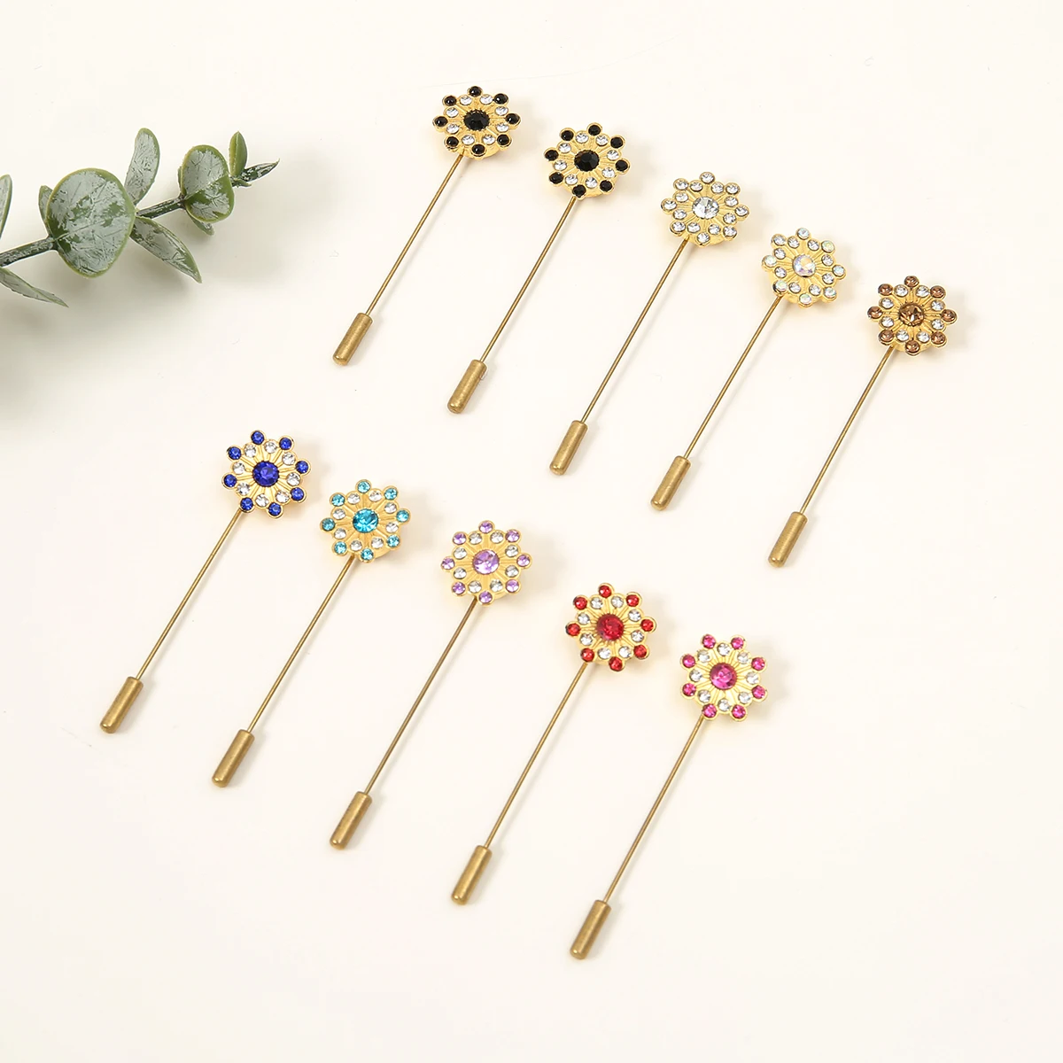 New Snowflake Three Layer Flower Pin For Women Metal Anti-glare Lapel Pin Fixed Clothes Pins Sweater Coat Clothing Accessories ﻿