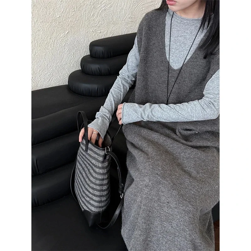 Vestido colete de malha feminino decote em v profundo fino preto com bolso grande inverno aconchegante em camadas midi para trabalho, casa, presente de feriado