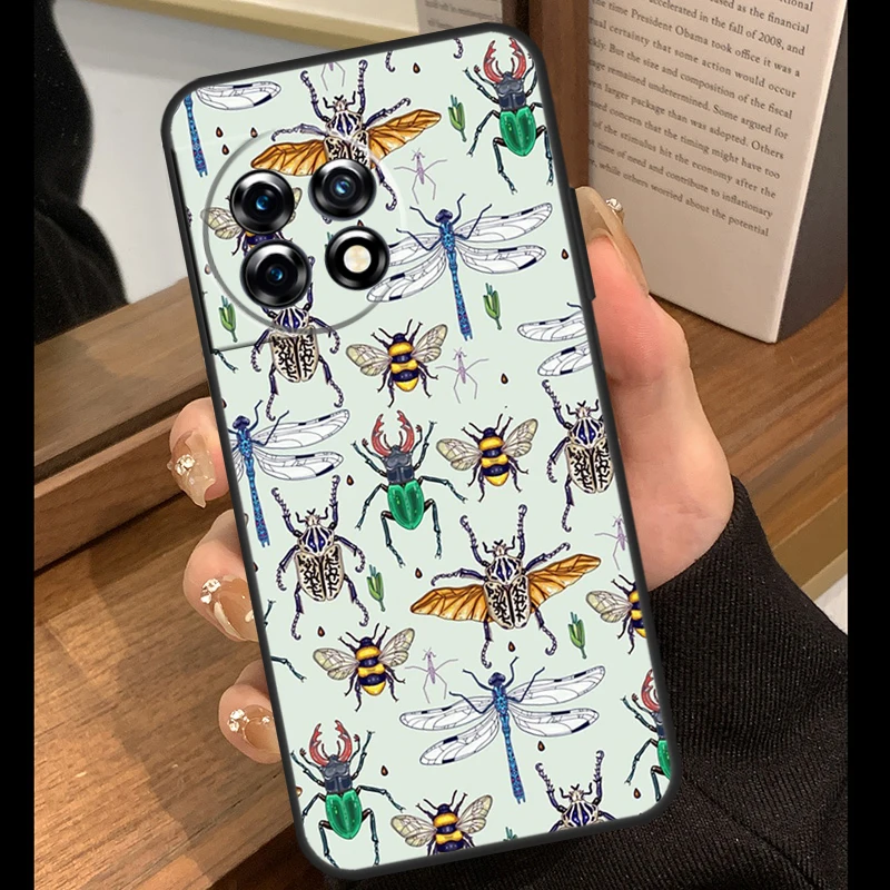 Moths insects botanical butterflies Case For Oneplus 11 8 9 10 Pro 9RT 10T Ace 8T Cover For Oneplus Nord 2T N10 N20 CE 2 Lite