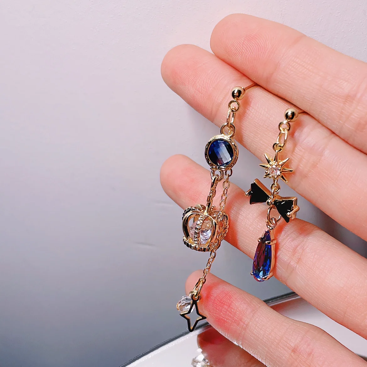 Furina Elysia افينتورين أقراط لعبة Genshin تأثير هونكاي تأثير 3 هونكاي: ستار السكك الحديدية تأثيري قلادة الأذن ترصيع مجوهرات هدايا