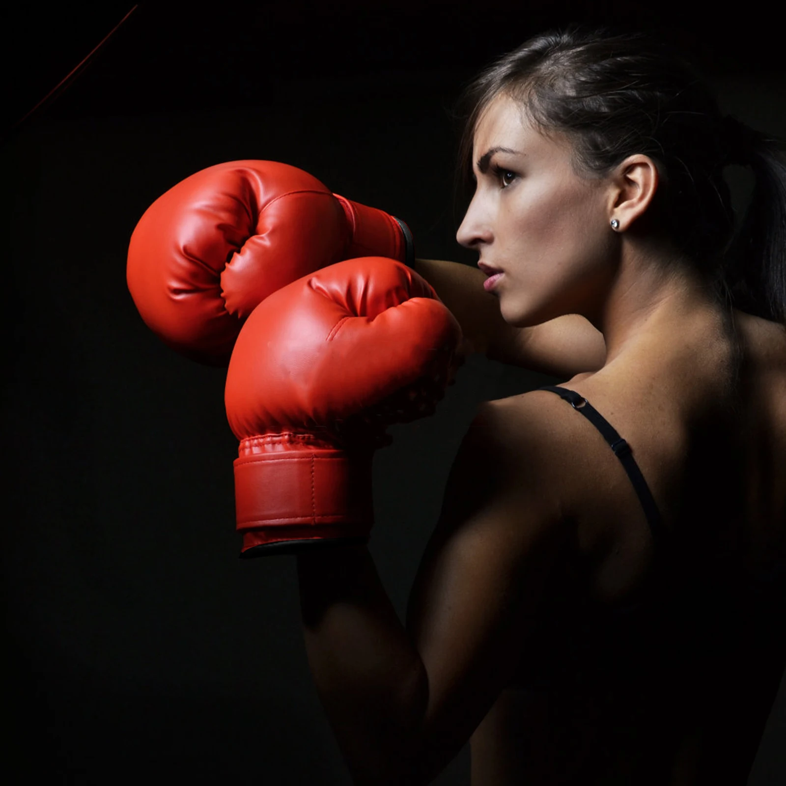 

Boxing Gloves Durable PU Kickboxing Sparring Training bag Anti Tear Stylish Superior Breathable Lining Air Holes Heavy