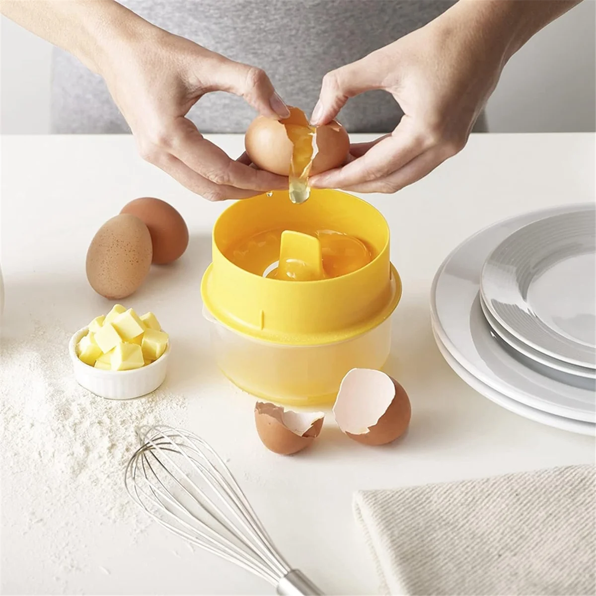 Egg Separator, Egg White Separator, Mini Egg Yolk Separator, Separate Up to 5 Eggs, Kitchen Tool for Home Bakery