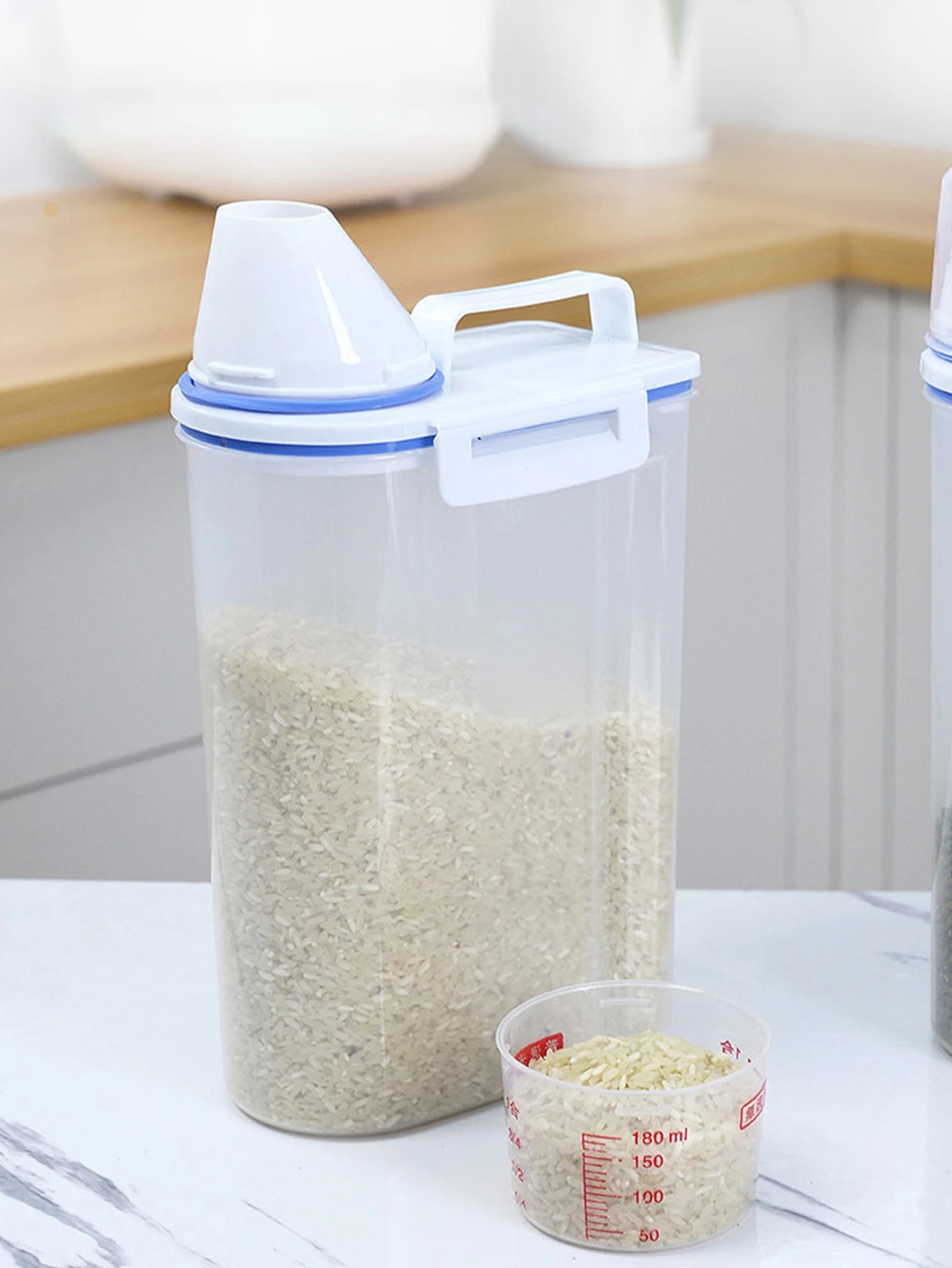 دلو أرز بلاستيكي ذو سعة كبيرة، جرة تخزين متعددة الحبوب، صندوق مختوم لحاوية تخزين المواد الغذائية في المطبخ