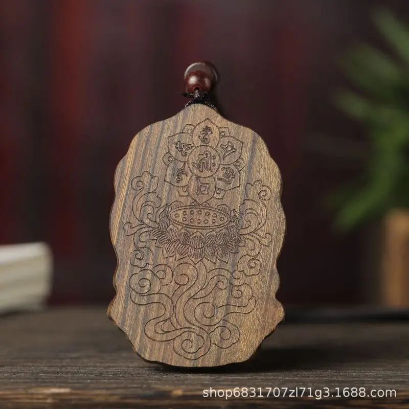 Agarwood wood carving Guanyin Bodhisattva Thai new vintage wooden craft Buddha amulet pendant