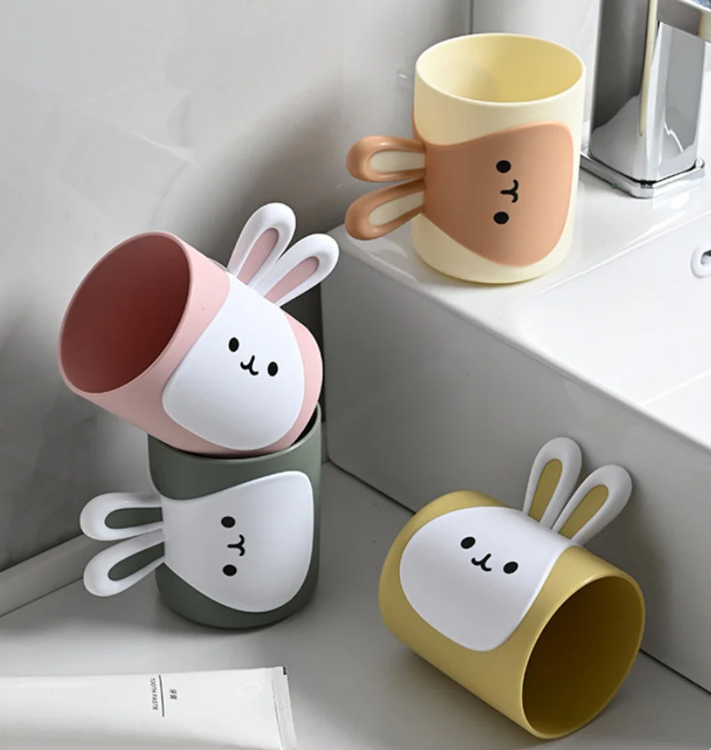 

Children brush their teeth, drink water cup, cute cartoon rabbit, daily home, student dormitory, rinse mouth cup rinse mouth cu