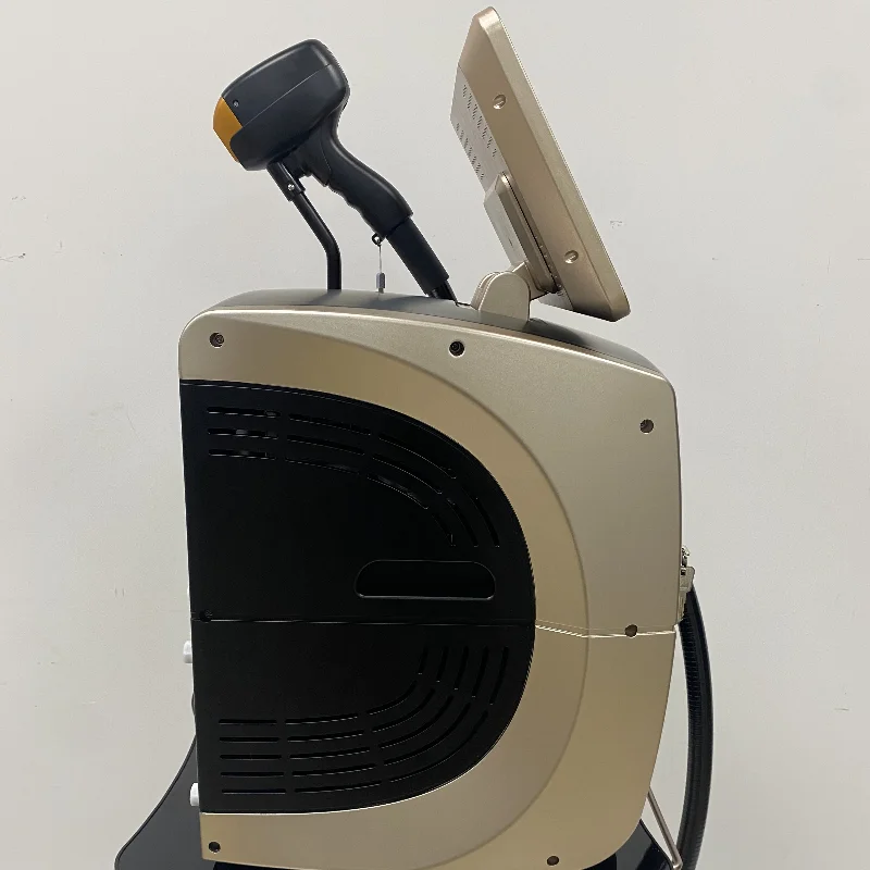 Macchina per la depilazione laser a diodi professionale da 3000 W 808 nm 3 lunghezze d'onda 755 808 1064 Depilazione permanente Ice Platinum TUTTE la pelle