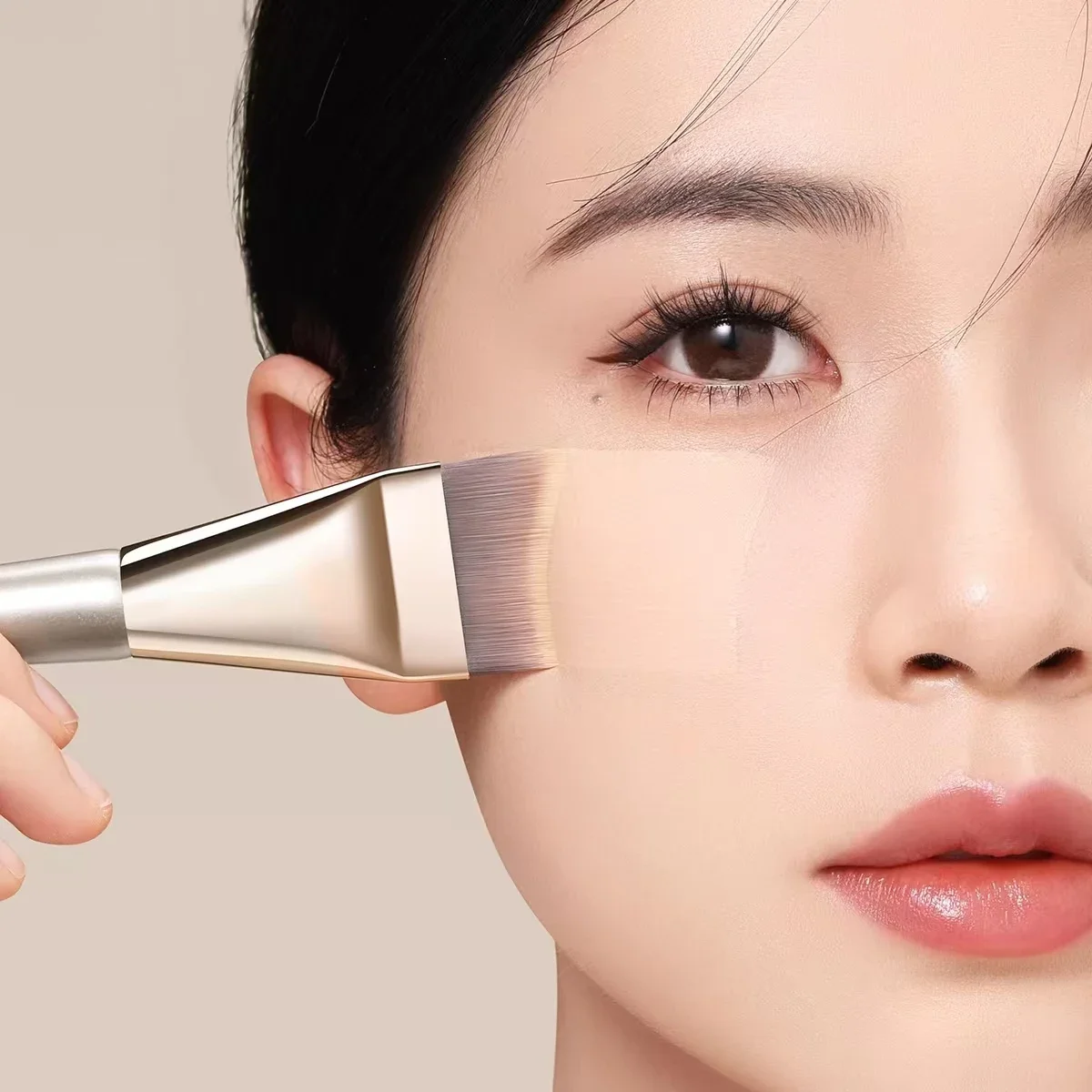 One-line arc-shaped ultra-thin flat-head foundation brush, foundation liquid mask brush with two angled blade eyeliner brushes