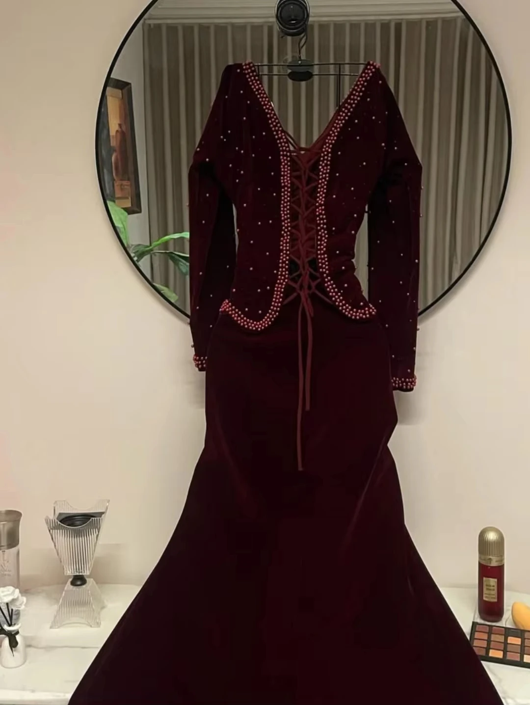 المرأة سليم صالح مخصص حورية البحر طويلة الأكمام الخامس الرقبة مطوي المحدبة الشكل الاغراء فساتين السهرة الرسمية الطابق طول Bod