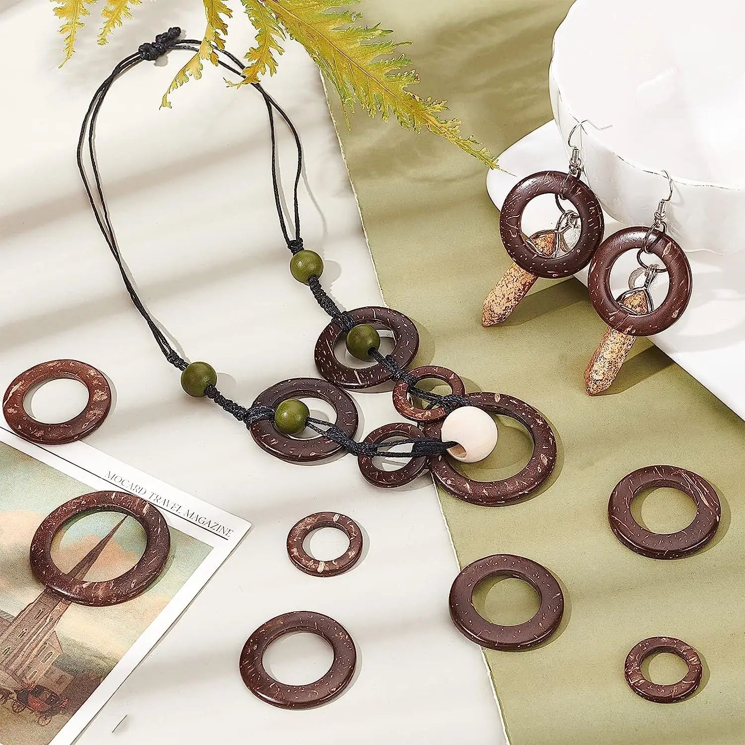 10pcs Natural Coconut Shell Round Button Charm Circle Pendant Wood Fastener Ornament For DIY Jewelry Accessory Making Supplies