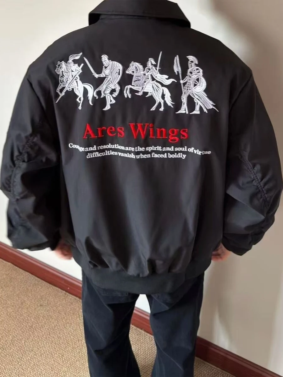 

Ретро американская уличная война с вышивкой, летный джет, свободная повседневная верхняя одежда для мужчин и женщин, пара, молодежный тренд