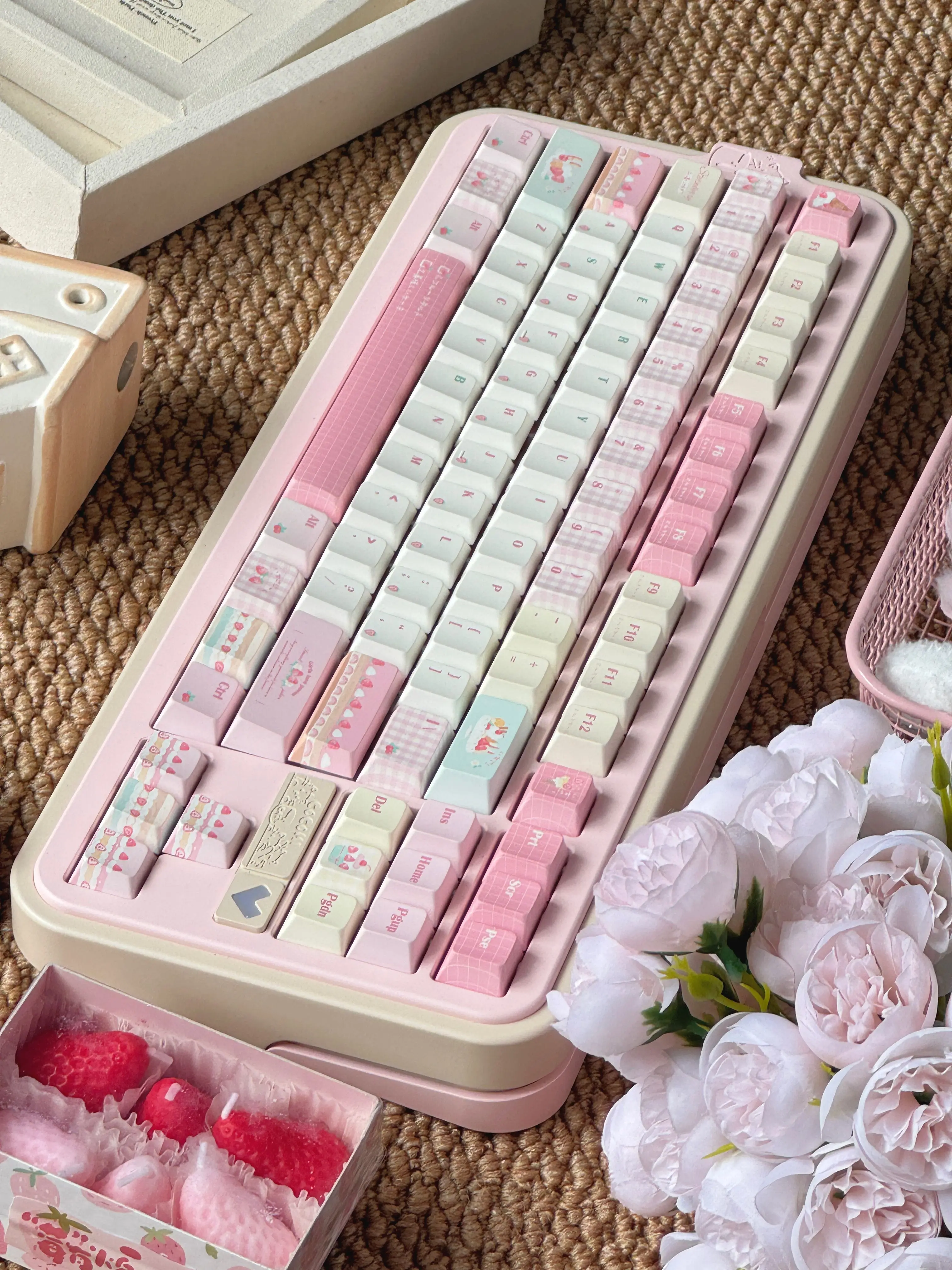 MAIMOOO Keycap Berry Fruit Roll Pink Green Cute Dessert Simple CHERRY High PBT Material Sublimation Pink Keycap