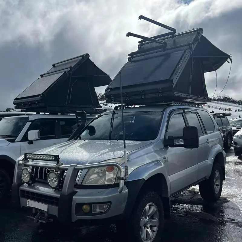 البرية سحابة رائجة البيع قماش التخييم مثلث سقف أعلى خيمة في الهواء الطلق قشرة صلبة الألومنيوم سيارة على السطح خيمة مع لوحة طاقة شمسية #1