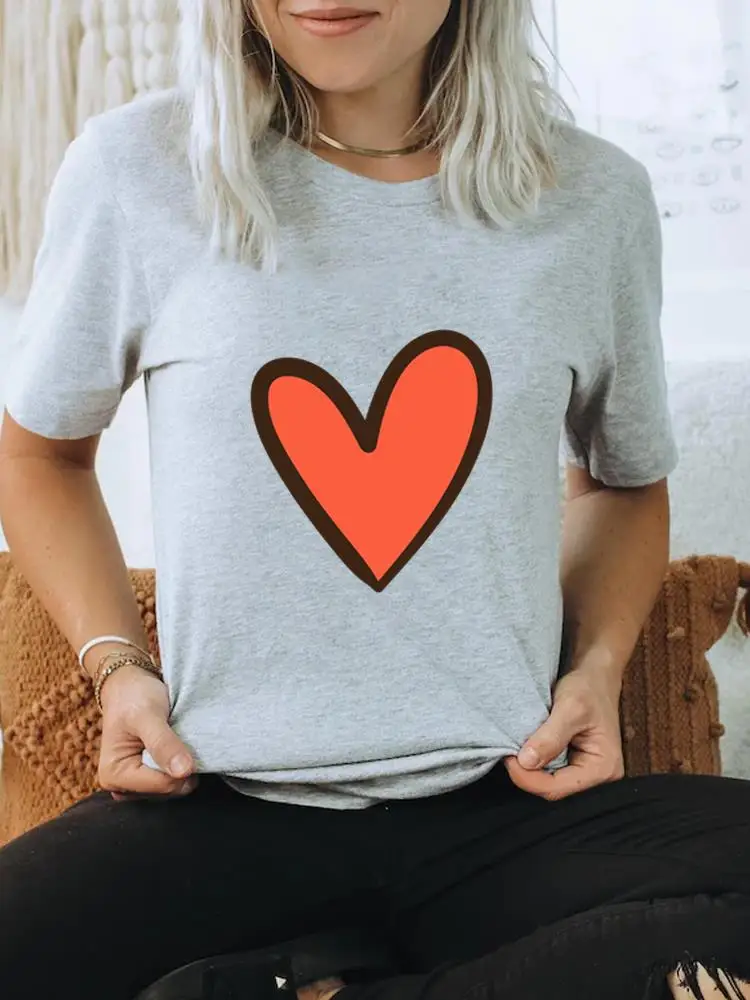 

Летние футболки, футболка с мультяшным принтом, женская футболка с коротким рукавом и принтом в виде сердца, трендовая Милая одежда, модная женская футболка с графическим принтом