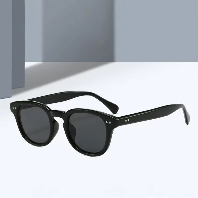 

New Fashion New Female Retro Multi color Sunglasses Oval Frame Thick Frame Glasses Personality Simple Design Sun Glasses Male
