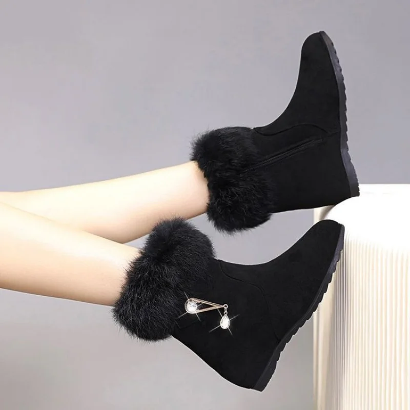 أحذية الثلوج لخريف وشتاء 2025 الجديدة للنساء، مقاومة للبرد، دافئة، غير قابلة للانزلاق، كعب مسطح، أحذية عصرية بسحاب جانبي