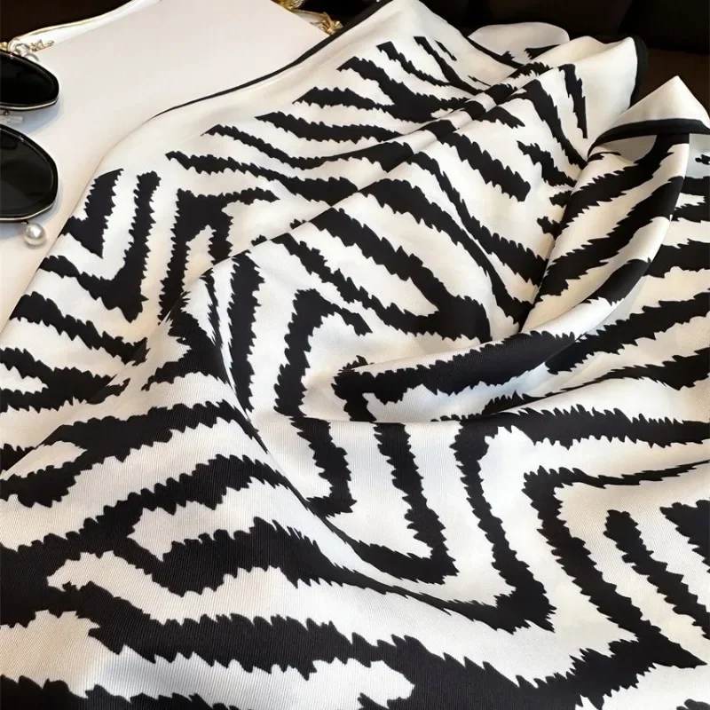 Fashionable Zebra-stripe Wraps 90*90cm Square Large Scarf Black White Stripe Summer Sun Protection Wraps