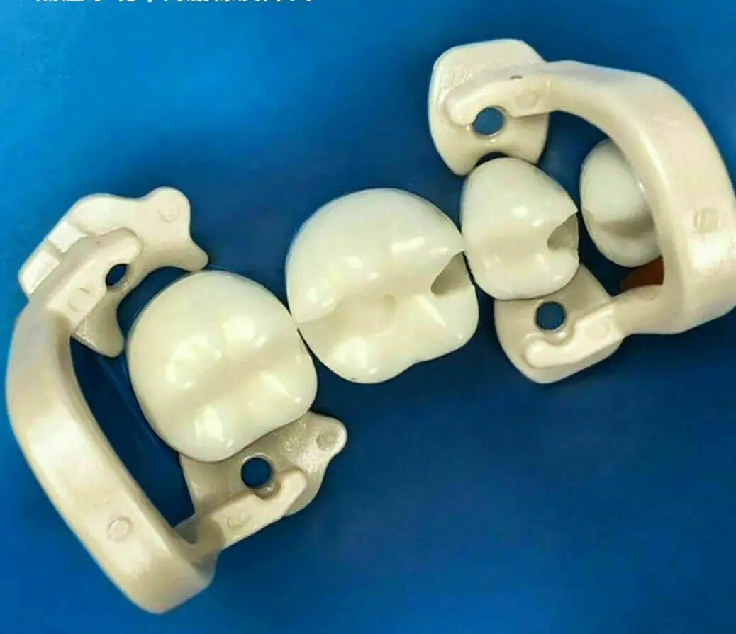 4Pieces Dental Rubber Dam Sheets Clamps Clip Soft Resin Molar Premolar Clamp Isolation Kerr Style