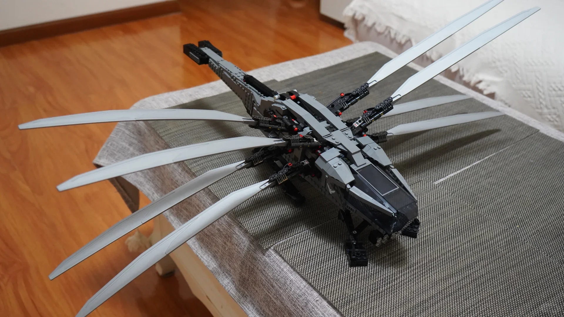 

Новая модель боевого самолета MOC, строительный блок, дисплей, детский подарок на праздник для мальчика