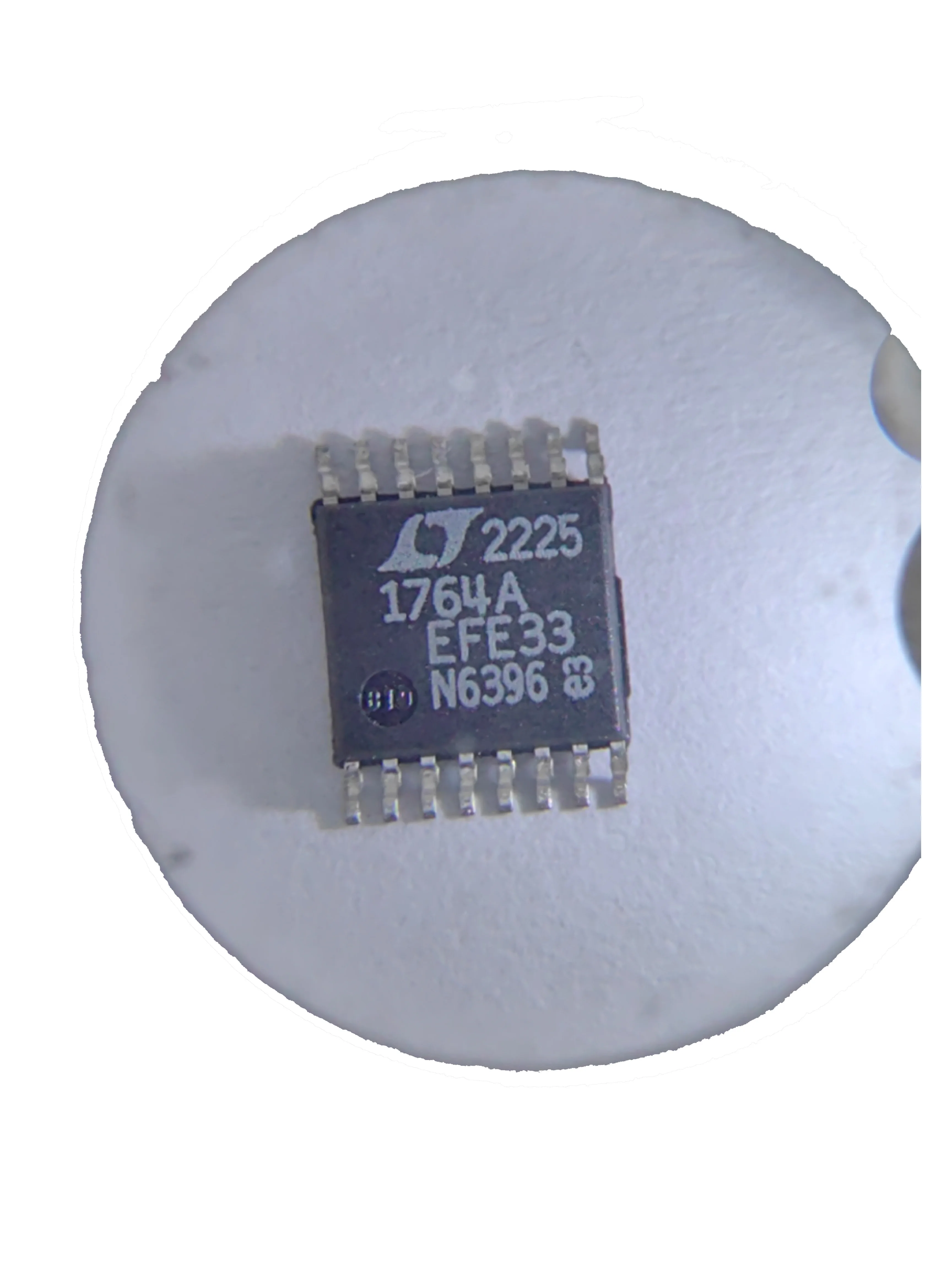 LT1764AEFE-1.5 LT1764AEFE LT1764AEFE-2.5 LT1764AEFE-3.3 LT1764AET LT1764 - 3A, การตอบสนองชั่วคราวที่รวดเร็ว, เสียงต่ํา, ตัวควบคุม LDO