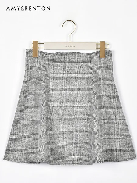 تنورة يابانية جديدة لعام 2025 بخصر عالٍ متعددة الاستخدامات تنورة نسائية بسيطة ضيقة على شكل حرف a تنورة أنيقة بمزاج للسيدات تنانير تويد