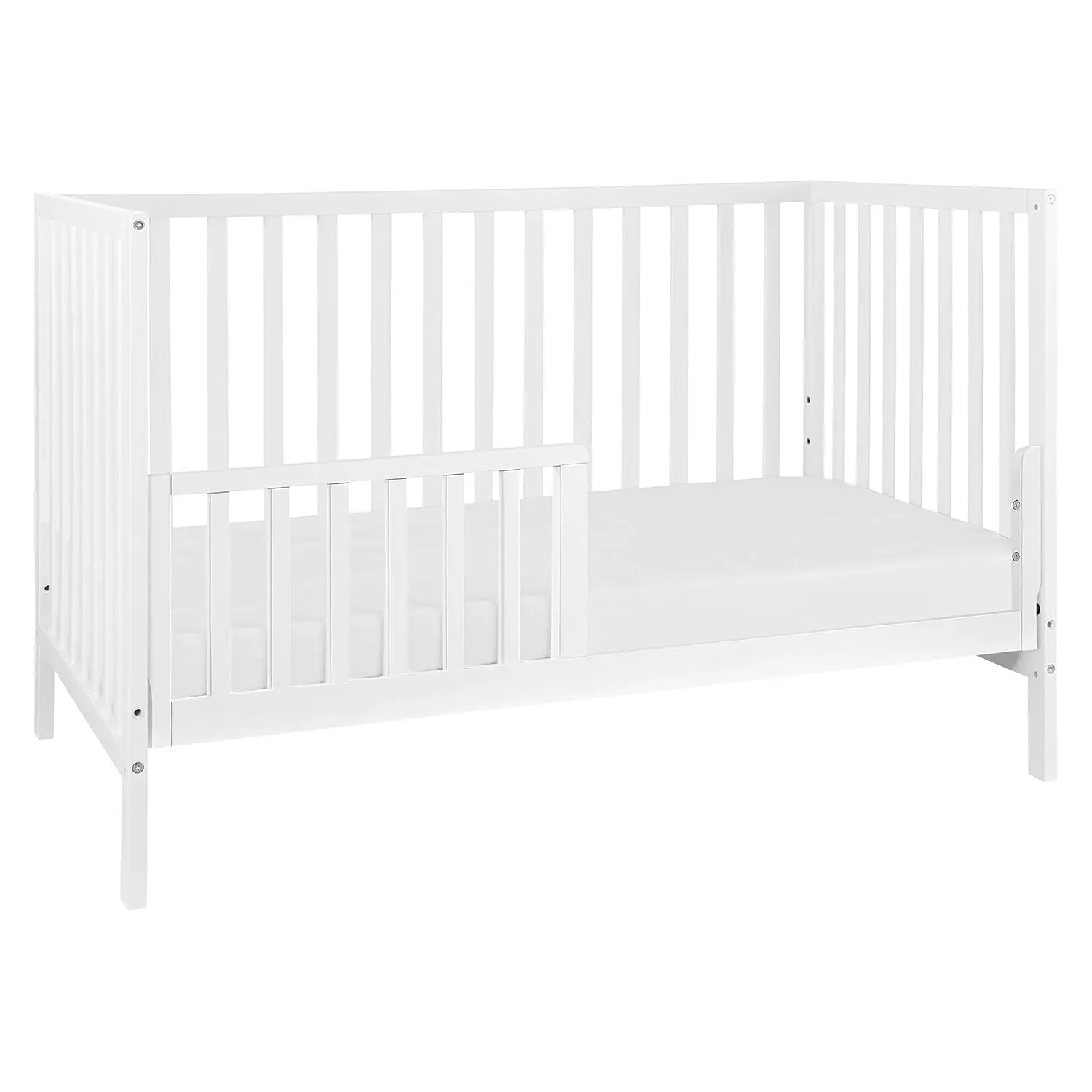 Union 4-in-1 Convertible Crib dalam warna putih, Greenguard Gold bersertifikat