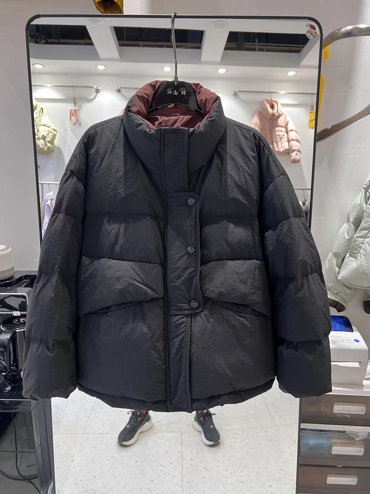 سترة كاجوال متعددة الاستخدامات للنساء 2025 سترة جديدة بياقة واقفة وحاشية قصيرة برباط على الموضة باللون الأبيض