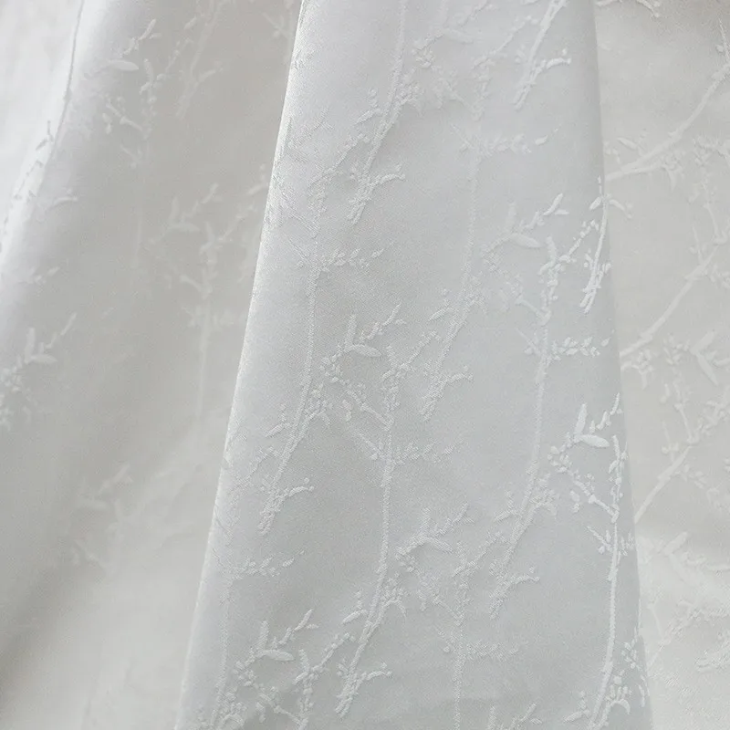 

Silk Sambo satin jacquard fabric flat-cut upside-down large-sleeved cheongsam Chinese-style
