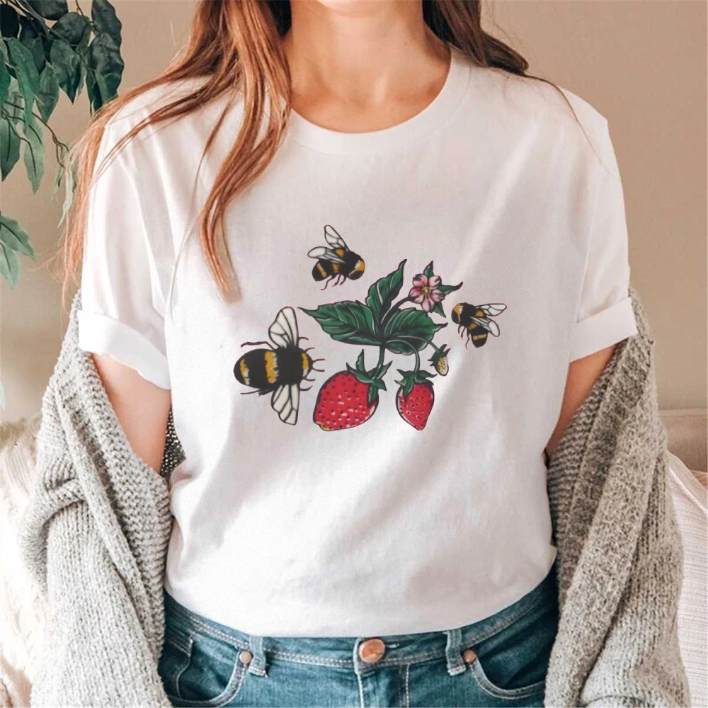 Sakura-Druck aus weicher, gewaschener Baumwolle – Retro-Y2K-Shoujo-Mädchen-Top, arbeitsfreundlich, whimsy in neutraler Palette