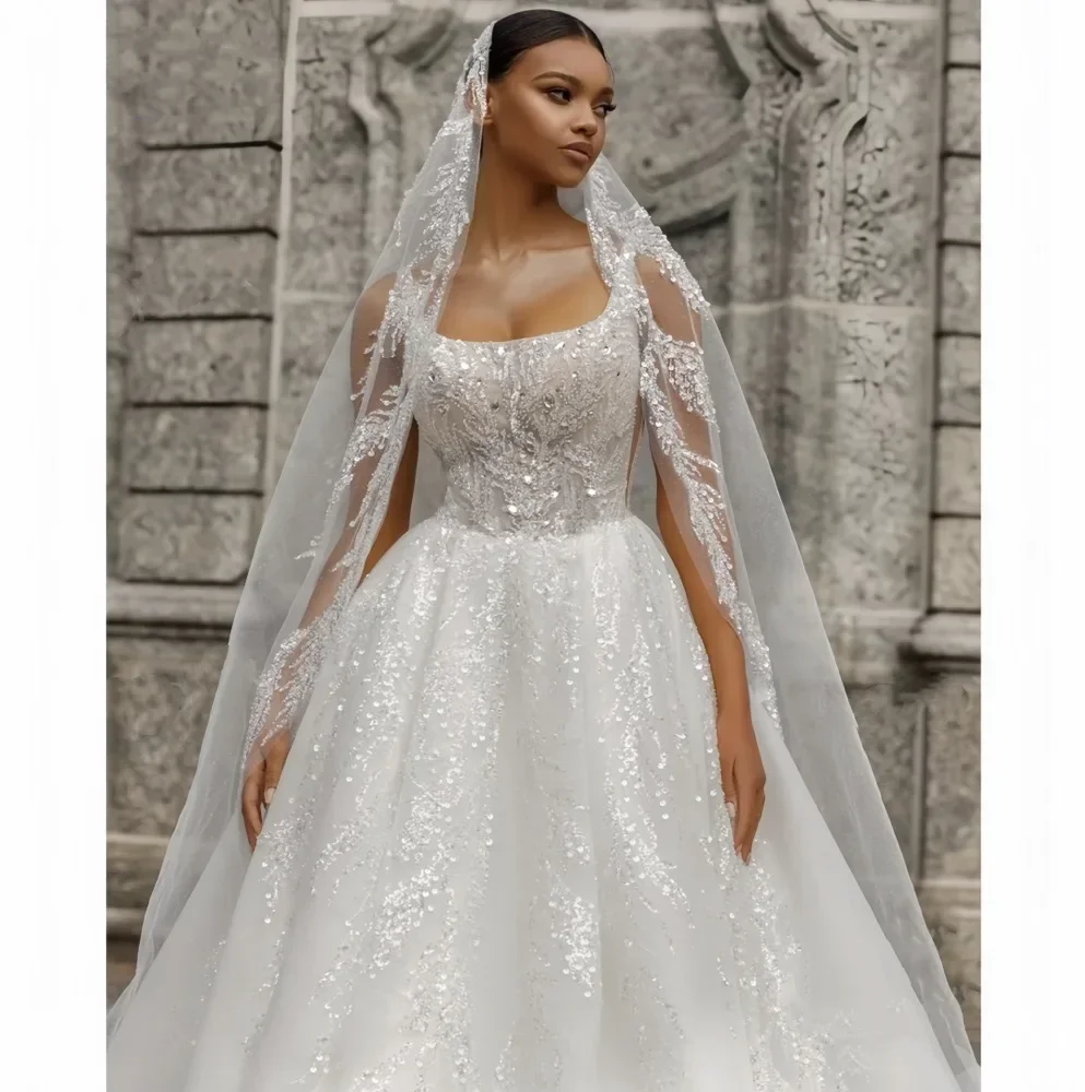 Maßgeschneiderte Luxus glänzende ärmellose A-Linie Brautkleider schickes Perlen Brautkleid Prinzessin Plus Size Vestidos De Novia