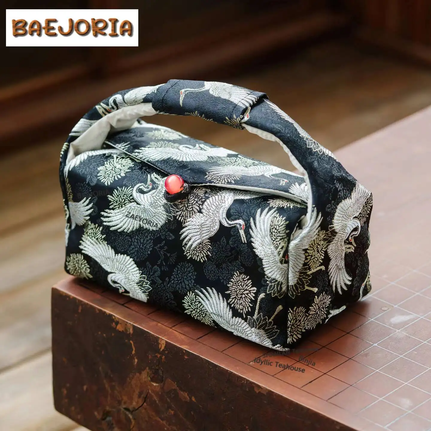 Brocade Embroidered Pine Crane Tea Cozies Luxury Tea Cozy For Teapot Hand Bag Travel Tea Set Bag Chinese Tea Set Accessories view 2