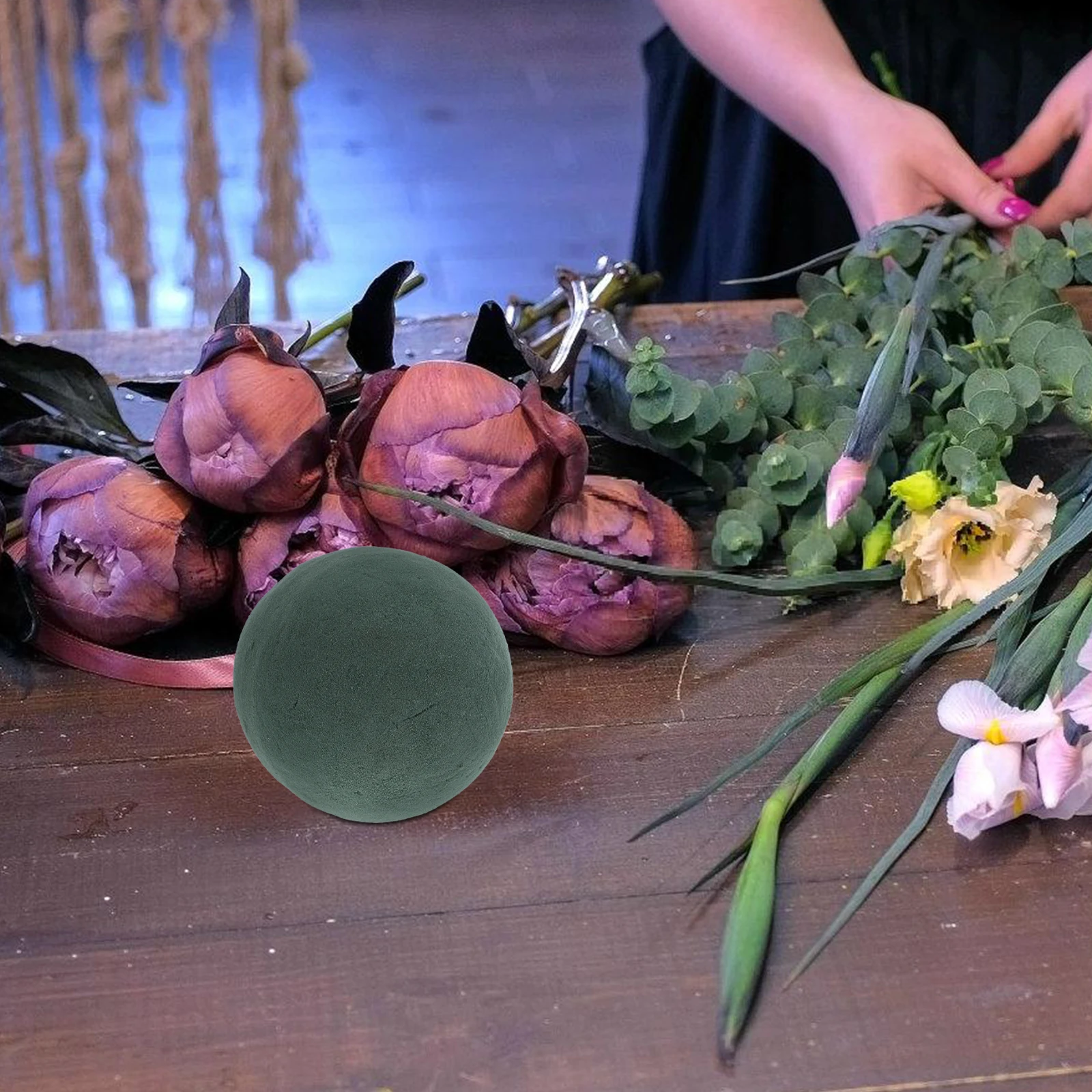 

8pcs Floral Foam Sphere Balls Wet Dry Florist Supplies Arrangements Decorations Green Round DIY Kit Tools Garden