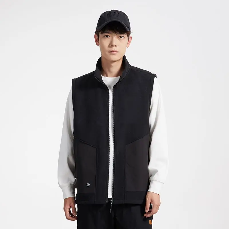 

2025 Men's Fashionable Fleece Vest Windproof Loose Fit Casual Warm Collar Design Versatile Outerwear