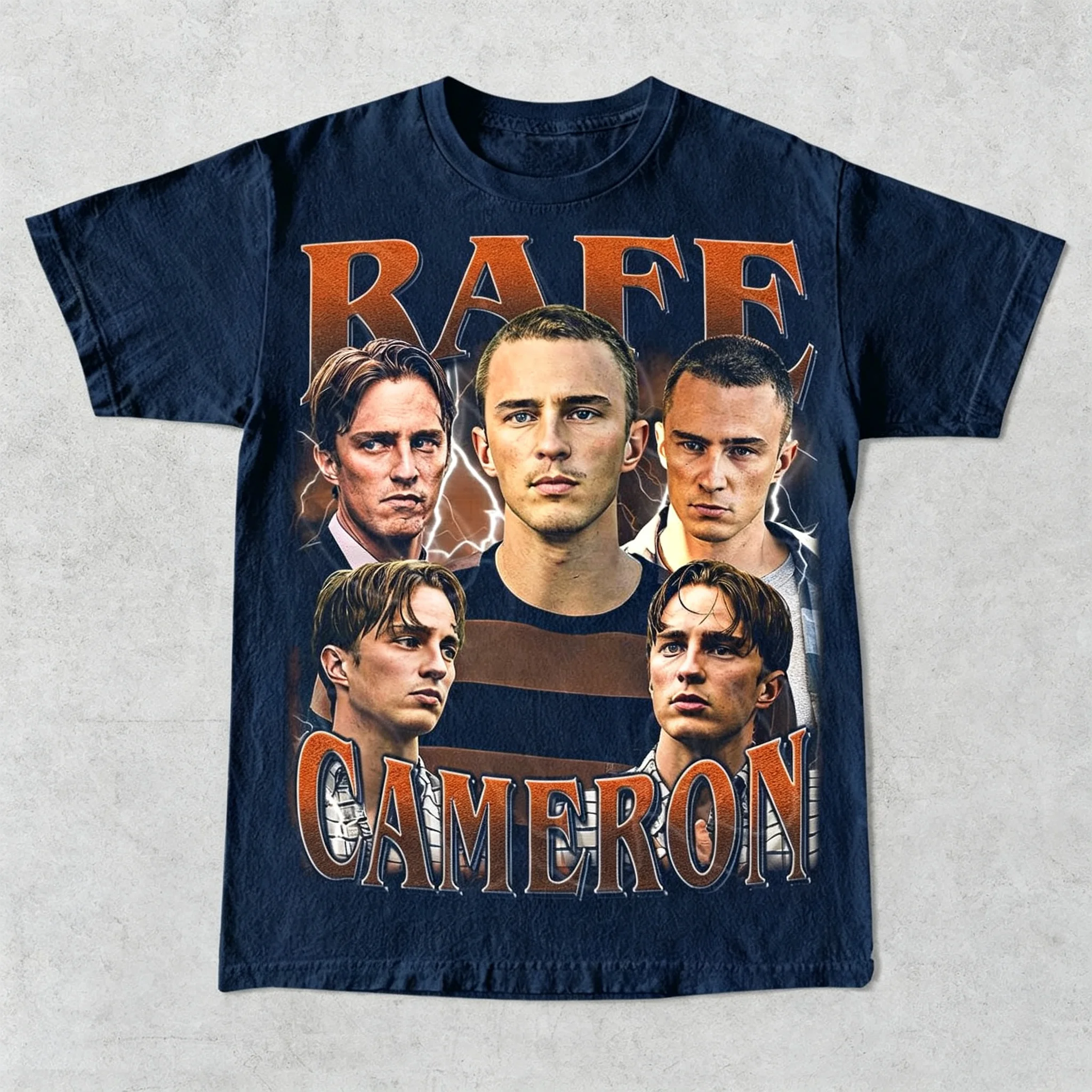 Rafe Cameron – T-Shirt mit Motiv aus der Fernsehserie „Outer Banks“ – T-Shirt mit Grafik des Charakters Drew Starkey – Merchandise aus der TV-Dramaserie. – Detail 3