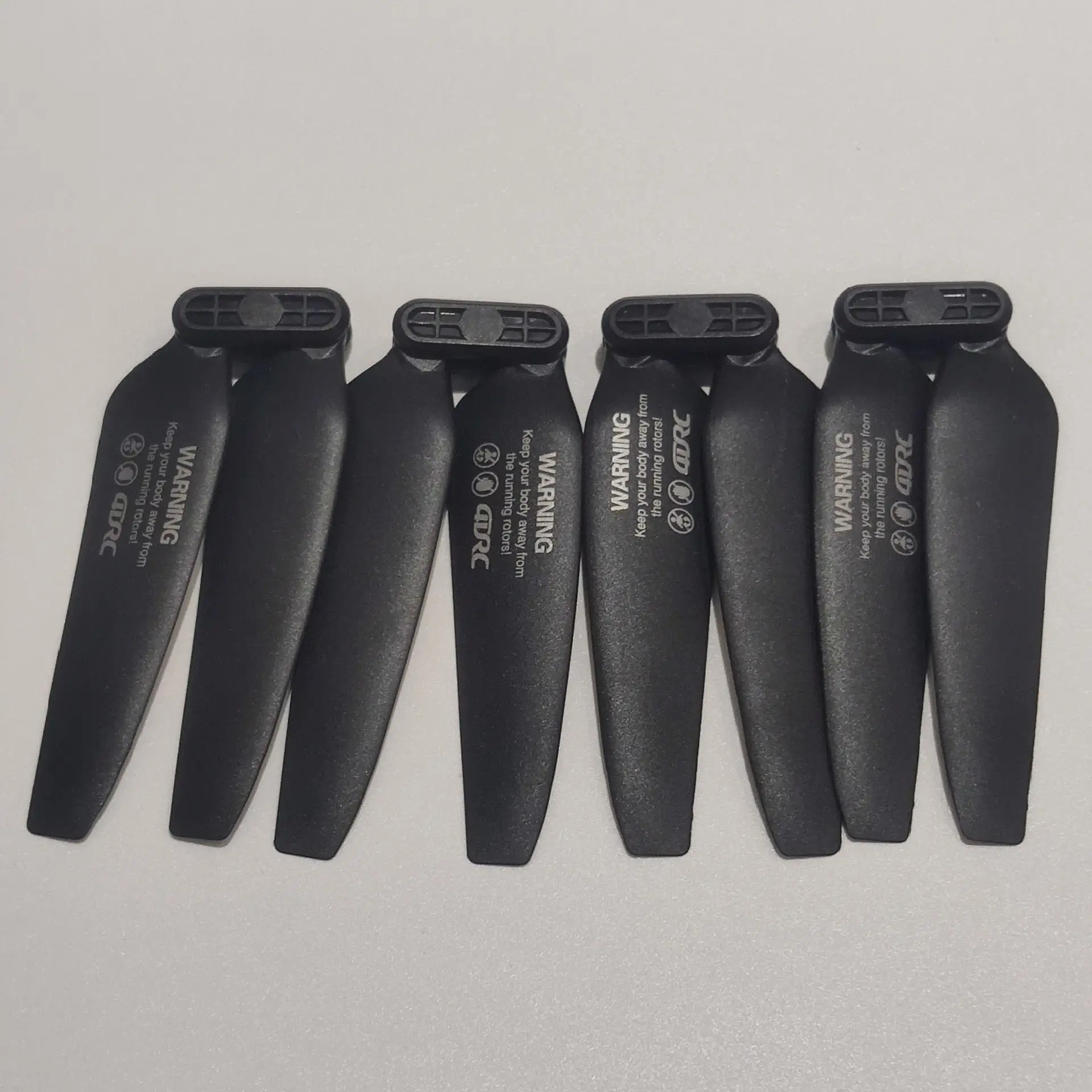 4PCS 4DRC F10 Original Folding Blade Accessories Spare Parts CW CCW Propellers for 4D-F10 RC Quadcopter Foldable Drone Fan Leaf