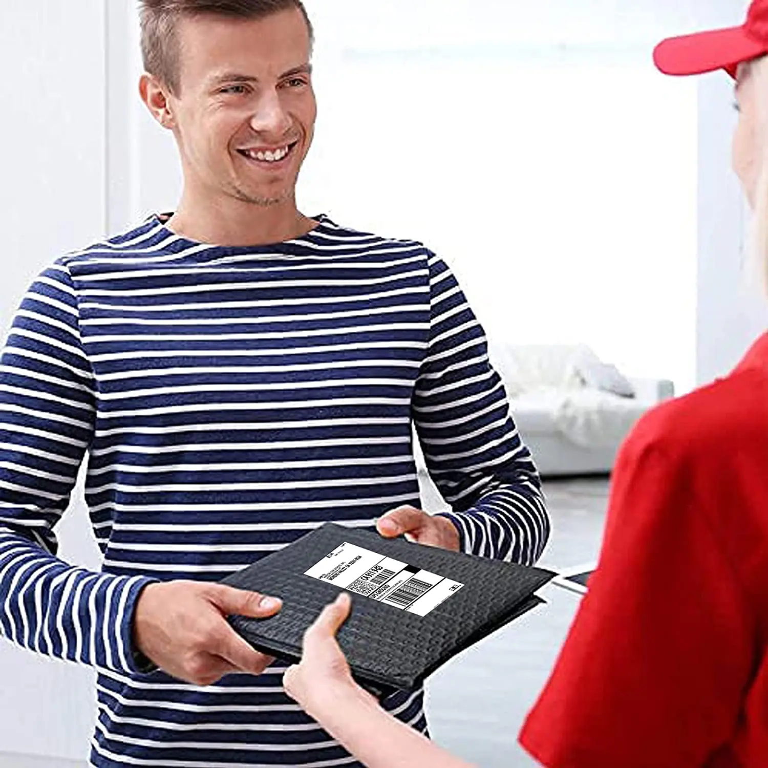 100pcs Black Bubble Mailer Bubble Padded Mailing Envelopes Mailer Poly for Packaging Self Seal Shipping Bag Bubble Padding Green