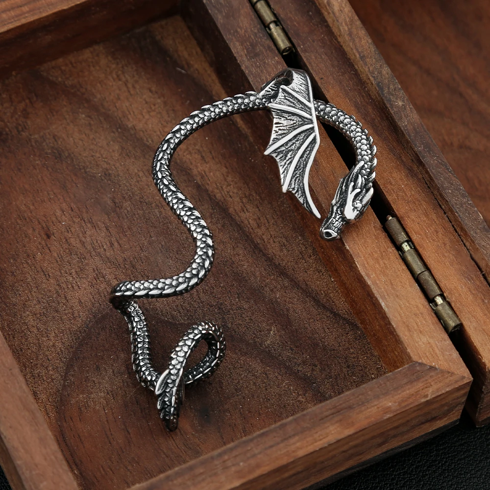 Vintage Domineering Winged Dragon Earrings Stainless Steel Punk Fashion Dragon Cuff Earring For Men Women Biker Animal Jewelry