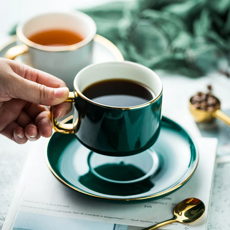 European Luxury Gold Rimmed Coffee Cups And Saucers Household 220ml Ceramic Cups And Saucers Afternoon Tea Drinkware