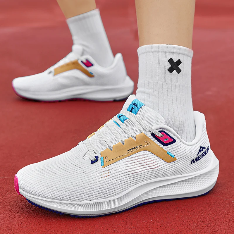 New summer hot sale neutral lightweight comfortable wearable running sneakers casual shoes running shoes very good