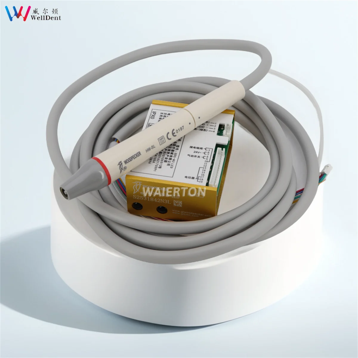 

Стоматологический ультразвуковой скалер со встроенным светодиодом N3 со съемным наконечником HW-5L, масштабирующий встроенный пьезоУDS N3