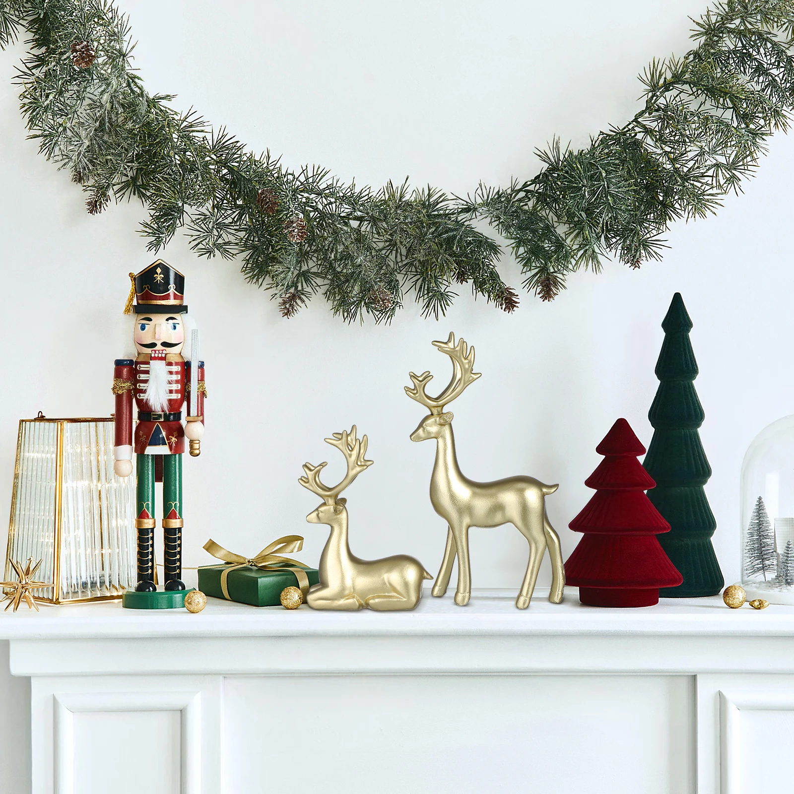 

2Pcs Decorative Resin Elk Xmas Desktop Adornments Home Party Props Christmas Supply Decorative Resin Elk Xmas Desktop Adornments