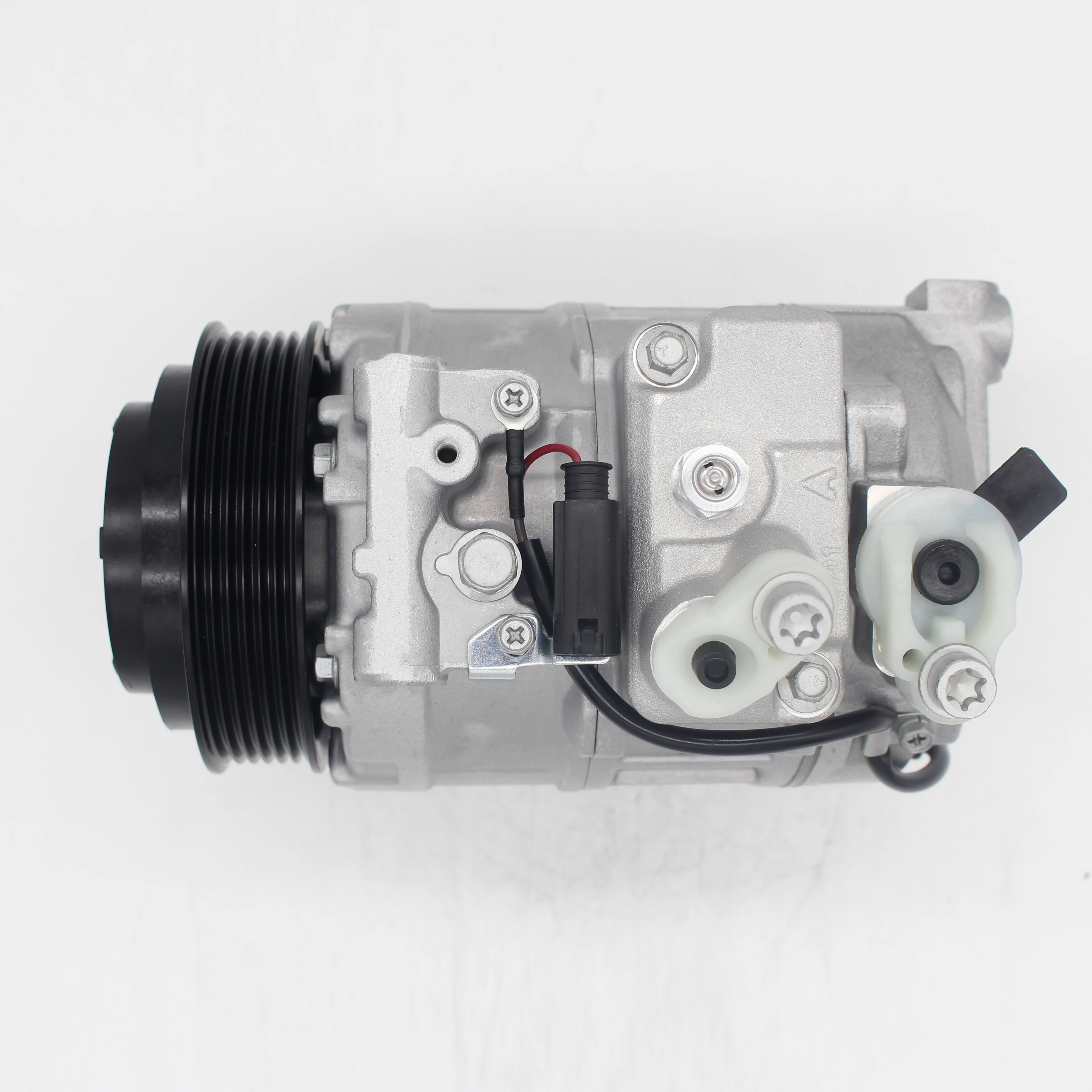 สําหรับ Viano W639, OEM A1602300111 A1322300011 Zgs004 926802090R 0012300211 รถเครื่องปรับอากาศคอมเพรสเซอร์)