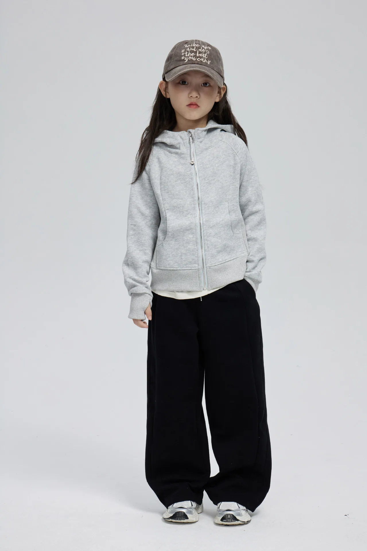 Girls Wide Leg Straight Leg Sweatpants for Autumn and Winter 2024 Children Sports Pants Children Fashion Casual Pants image 2