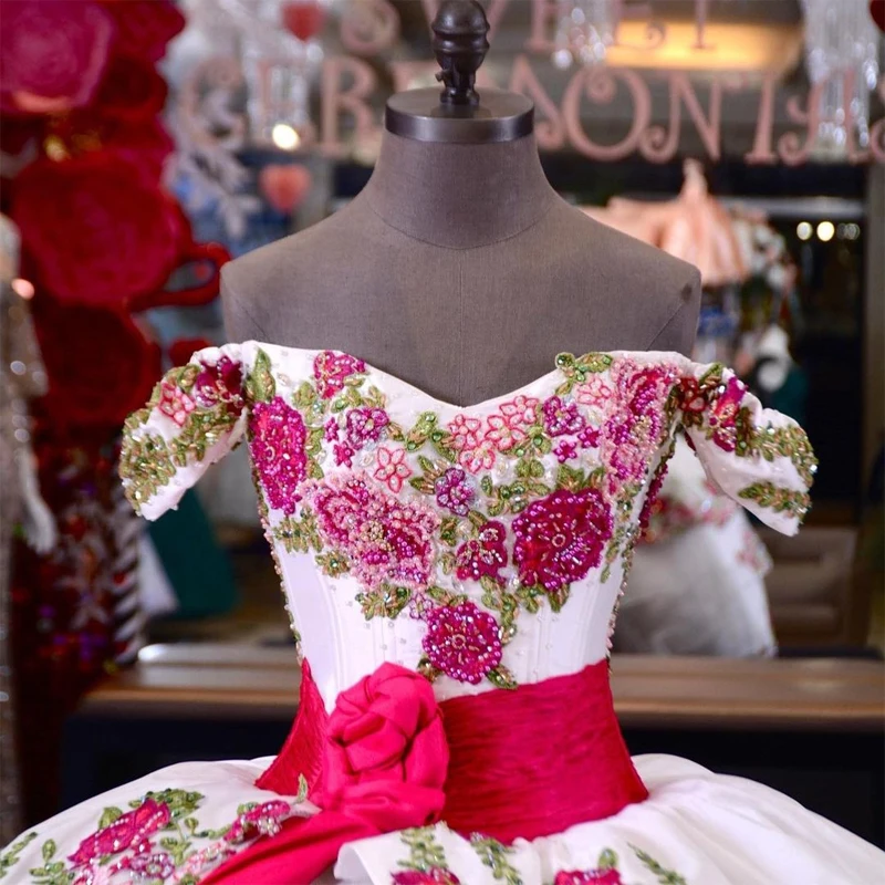 Vestido de quinceañera con apliques blancos, dulce vestido de princesa para fiesta de baile, 15