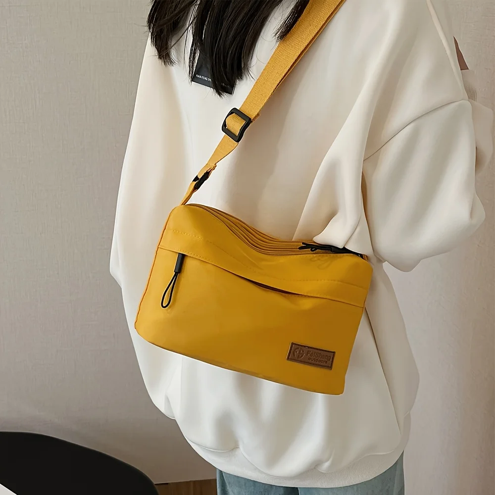 

Niche Design Single Shoulder Crossbody Bag Female Fashion Commuter Large Capacity Tote Bag Casual Personality Female Shoulder Ba